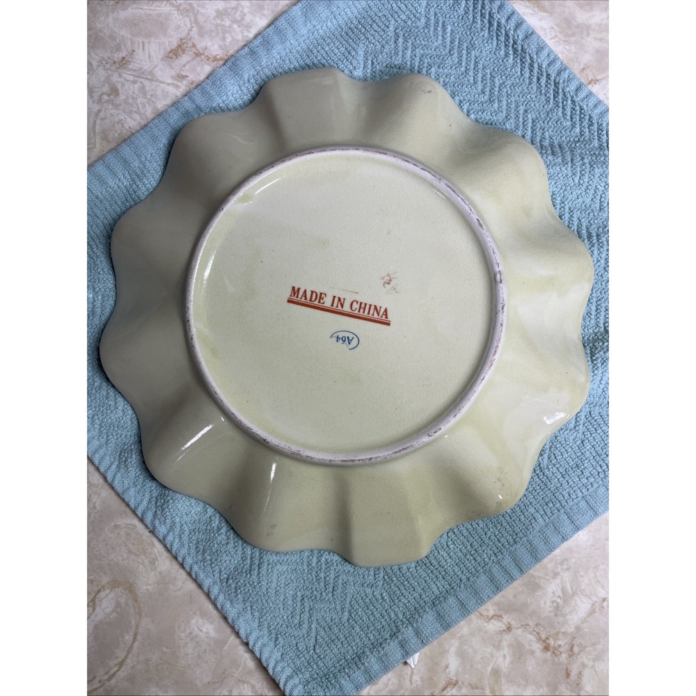 Vintage Chinese Moriage Pottery Decorative Plate w Wavy Edge 10" Wide - Picture 11 of 12